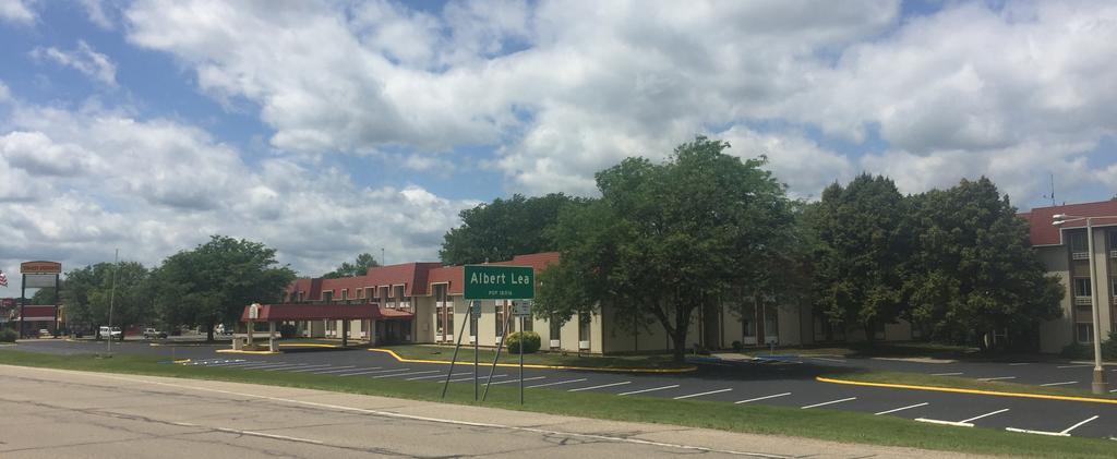 Ramada By Wyndham Albert Lea Exterior foto