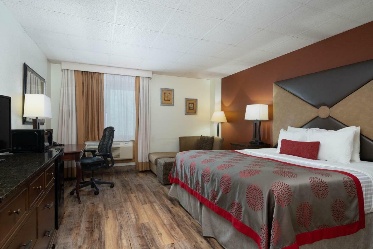 Ramada By Wyndham Albert Lea Exterior foto